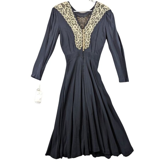 Nancy Johnson Flare Ruffle Blk Maxi Dress 6 Pearl Floral Lace Long Slv Y2k‎ NWT - Picture 1 of 11